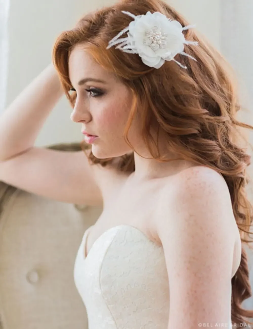 New Bel Aire Bridal Ivory Feather Flower Hair Clip Pearl Style 1965 in Box